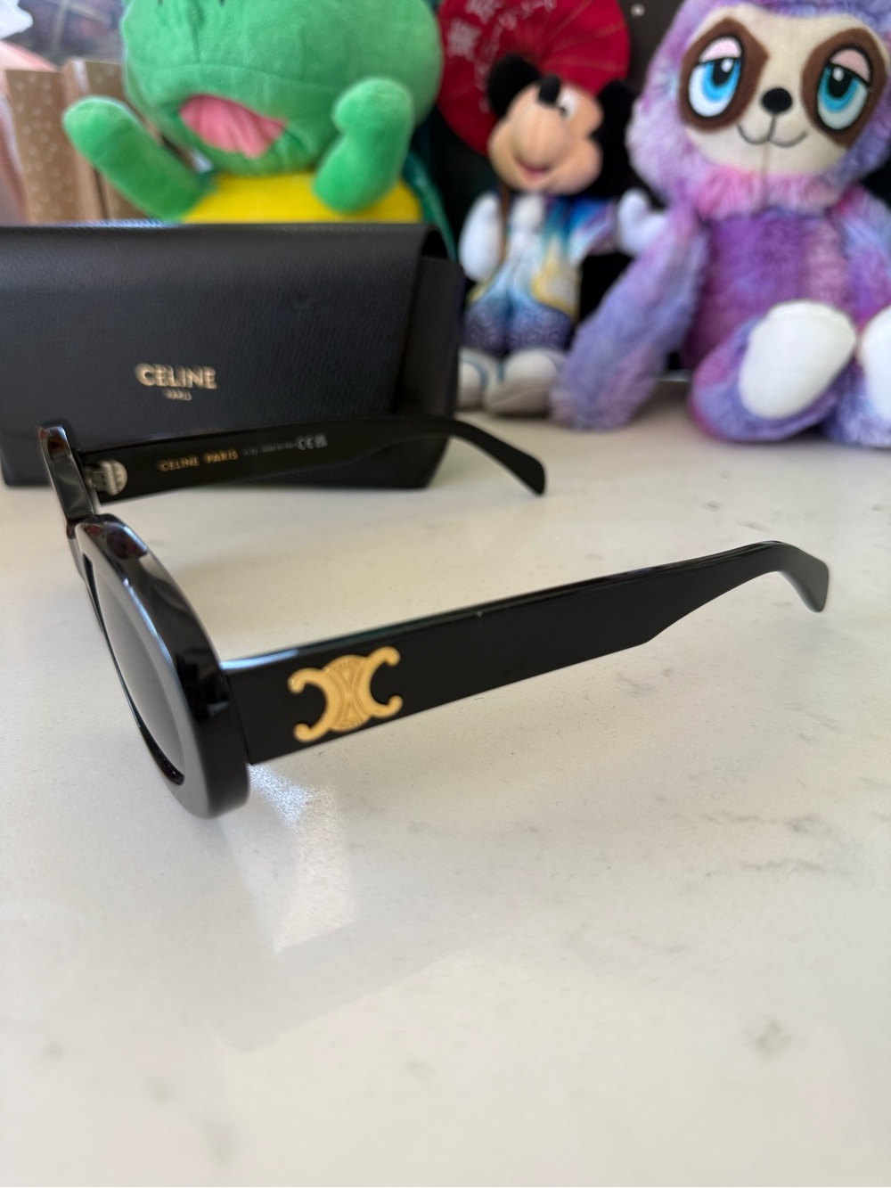 Celine TRIOMPHE Oval Frame Sunglasses - Picture 3 of 5